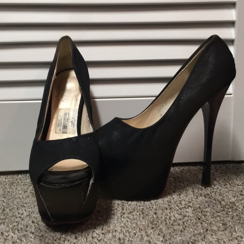 Black heel